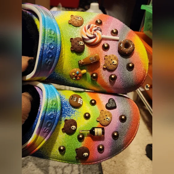 Crocs - Picture 5 of 6